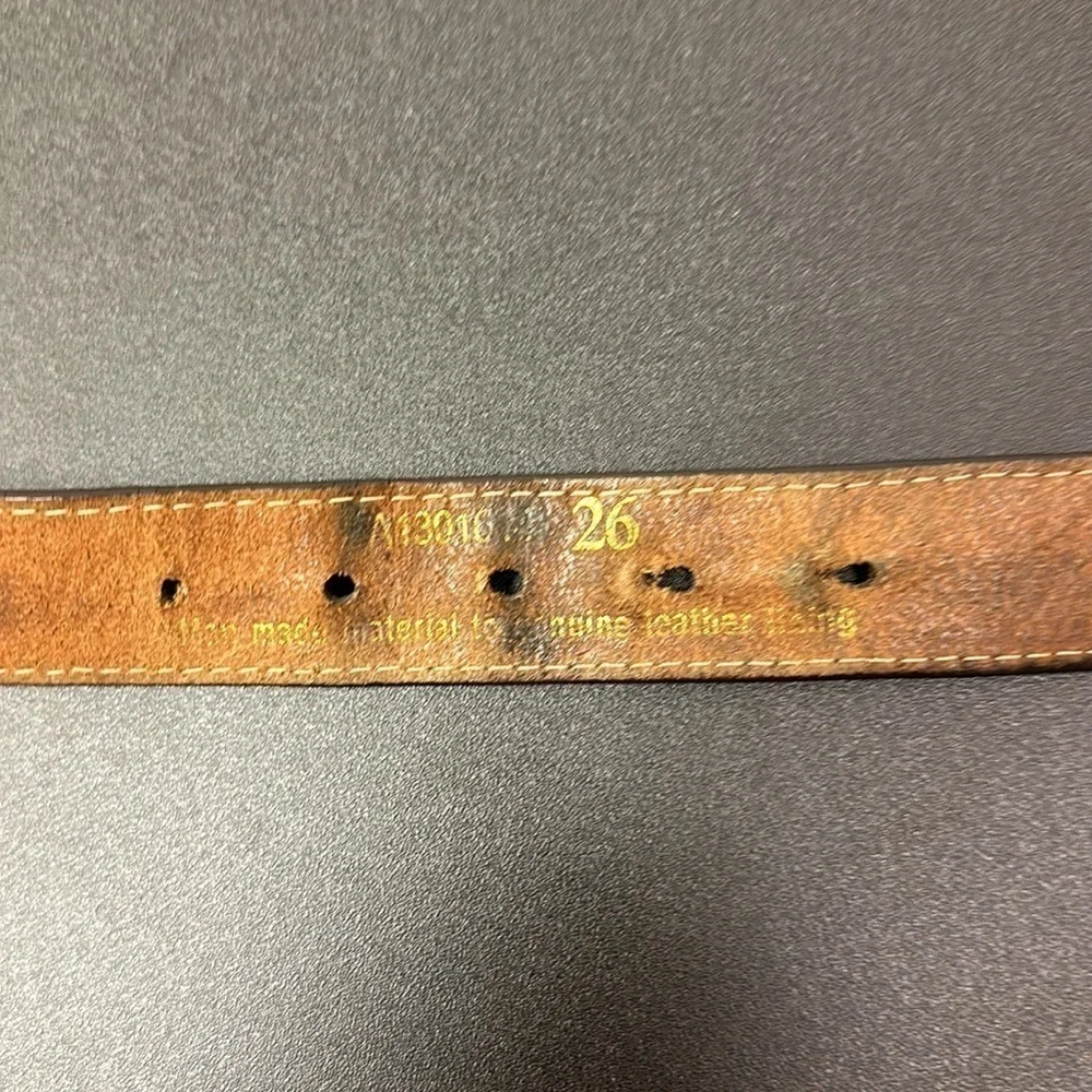 Girls Ariat size 26 genuine, leather western belt